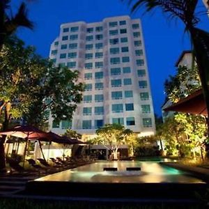 12th Avenue Hotel Bangkok